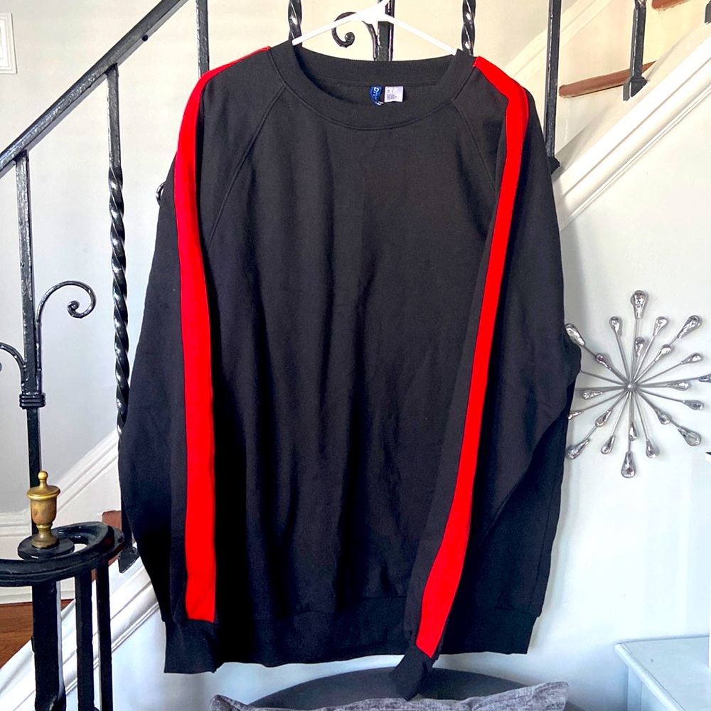 H&M mens sweatshirt size L❤️🖤